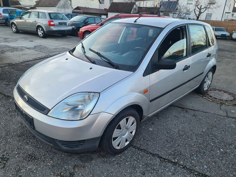 Silber Gebraucht 2005 Ford Fiesta Ambiente Kleinwagen | 1.999 € (Fairer Preis) - Bild 1/4