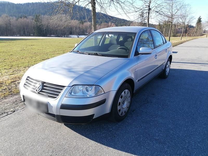 Gebraucht VW Passat 102 PS (75 kW) 2001 Silber Limousine