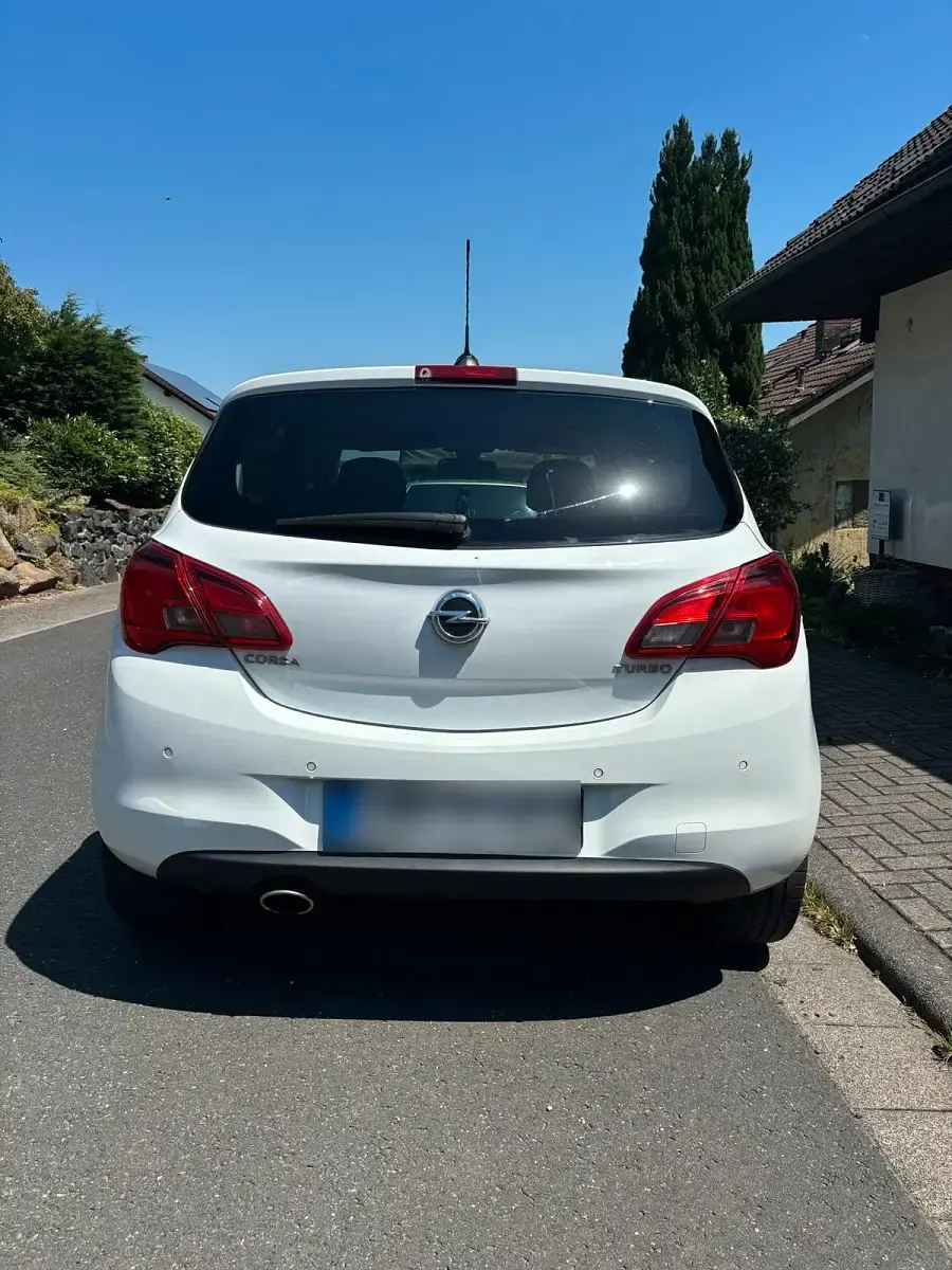 Gebraucht Opel Corsa Color Edition 101 PS (74 kW) 2017 Weiß Kleinwagen