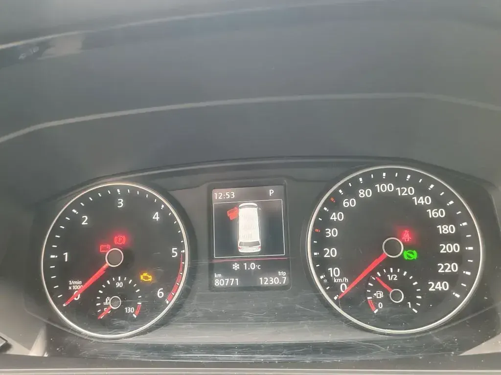 Gebraucht VW Multivan Highline 204 PS (150 kW) 2017 Grau Van / Kleinbus