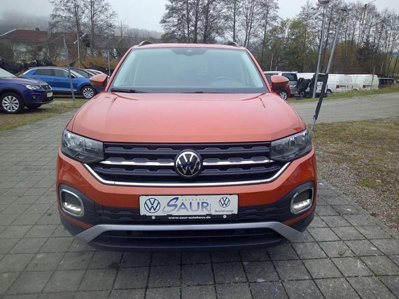 Gebraucht VW T-Cross Active 110 PS (80 kW) 2021 Energetic orange metallic SUV