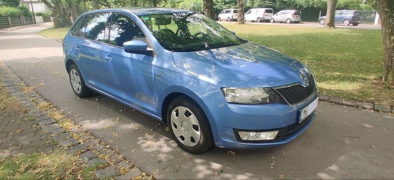 Blau Gebraucht 2014 Skoda Rapid Ambition Limousine | 5.200 € (Guter Preis) - Bild 1/4