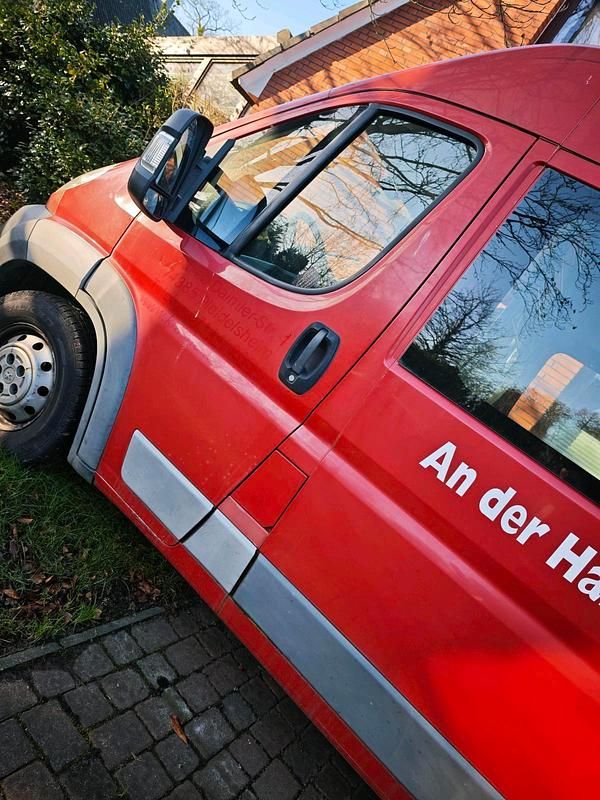 Gebraucht Peugeot Boxer 148 PS (108 kW) 2011 Rot Van