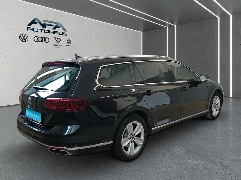 Gebraucht VW Passat Elegance 200 PS (147 kW) 2022 Schwarz Kombi