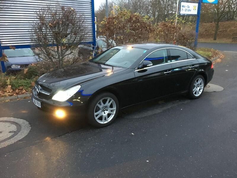Schwarz Gebraucht 2007 Mercedes CLS320 Coupé | 10.500 € (Teuer) - Bild 1/4
