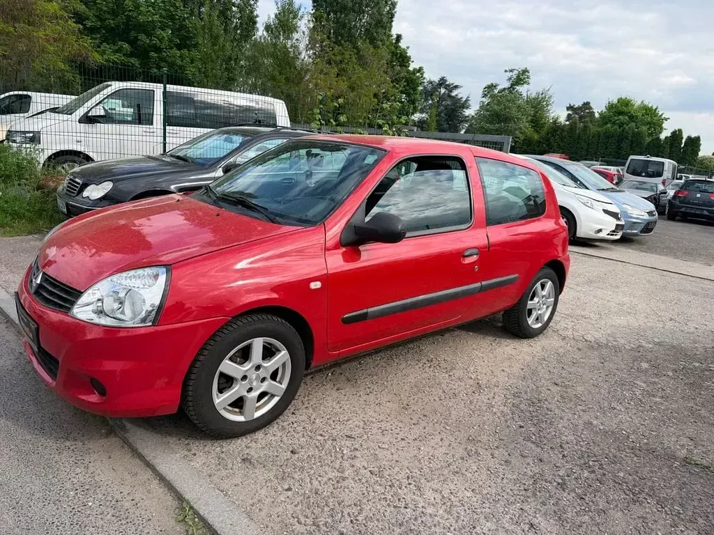 Gebraucht Renault Clio II Campus 58 PS (42 kW) 2011 Rot