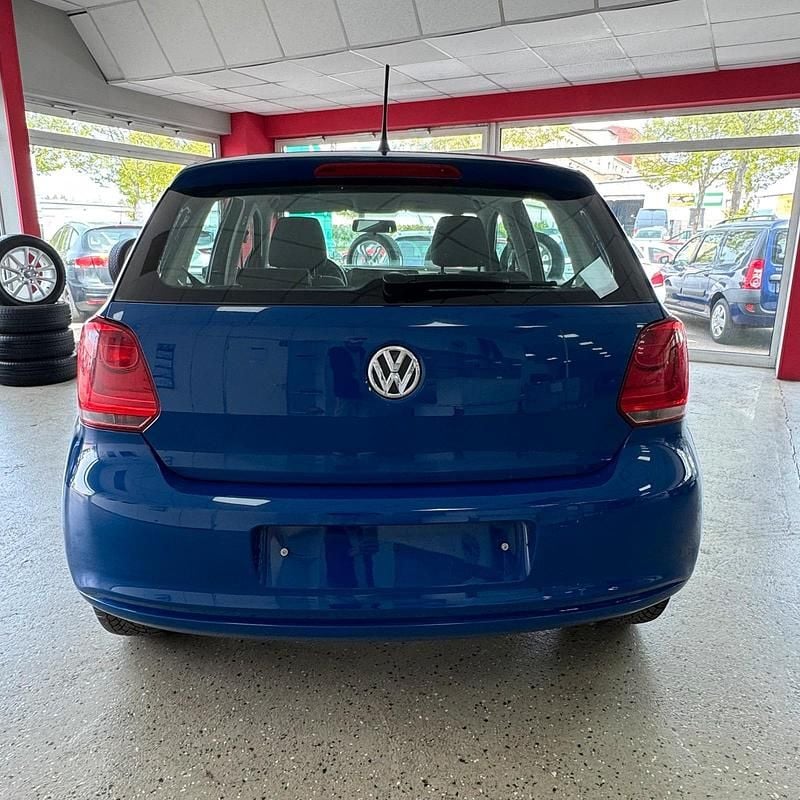 Second-hand VW Polo 70 CP (51 kW) 2010 Albastru Hatchback