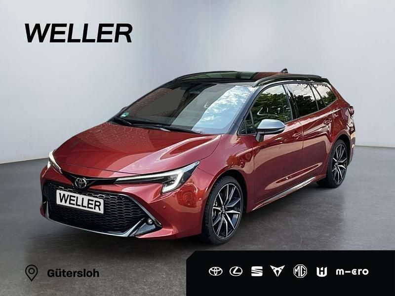 Shimmering silber metallic Gebraucht 2024 Toyota Corolla Team Kombi | 38.290 € - Bild 1/3
