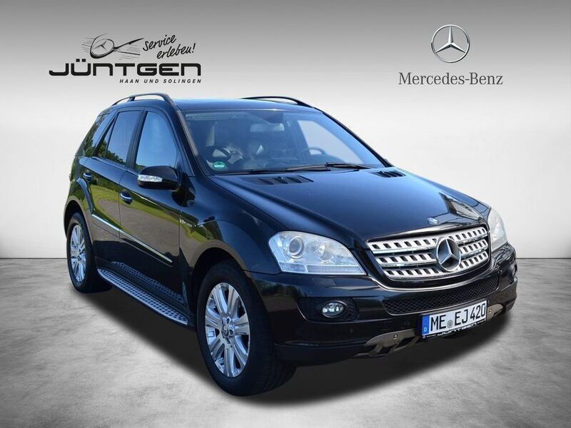 Schwarz Gebraucht 2006 Mercedes ML420 Sport SUV | 11.888 € (Teuer) - Bild 1/4