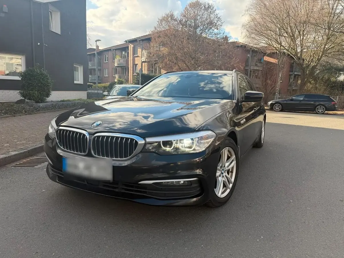 Second-hand BMW 520 190 CP (139 kW) 2019 Negru Break