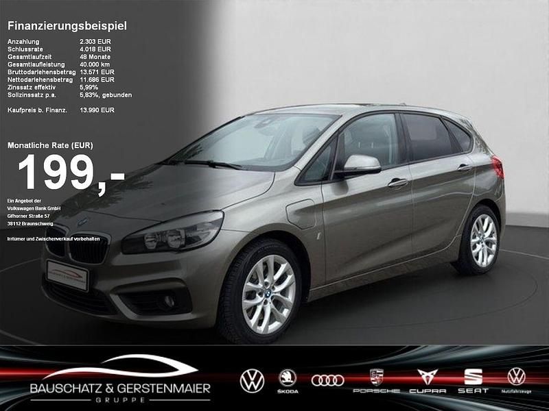 Gebraucht BMW 225 Active Tourer Advantage 224 PS (164 kW) 2017 Silber Van / Kleinbus