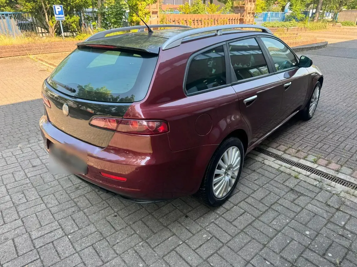 Gebraucht Alfa Romeo 159 120 PS (88 kW) 2006 Rot Kombi