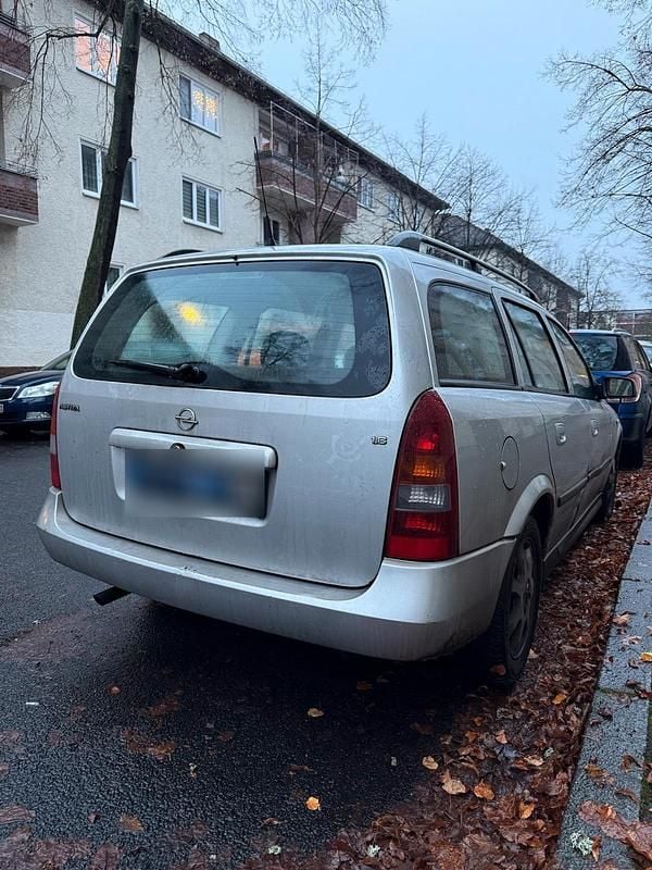 Gebraucht Opel Astra 101 PS (74 kW) 2004 Silber Kombi