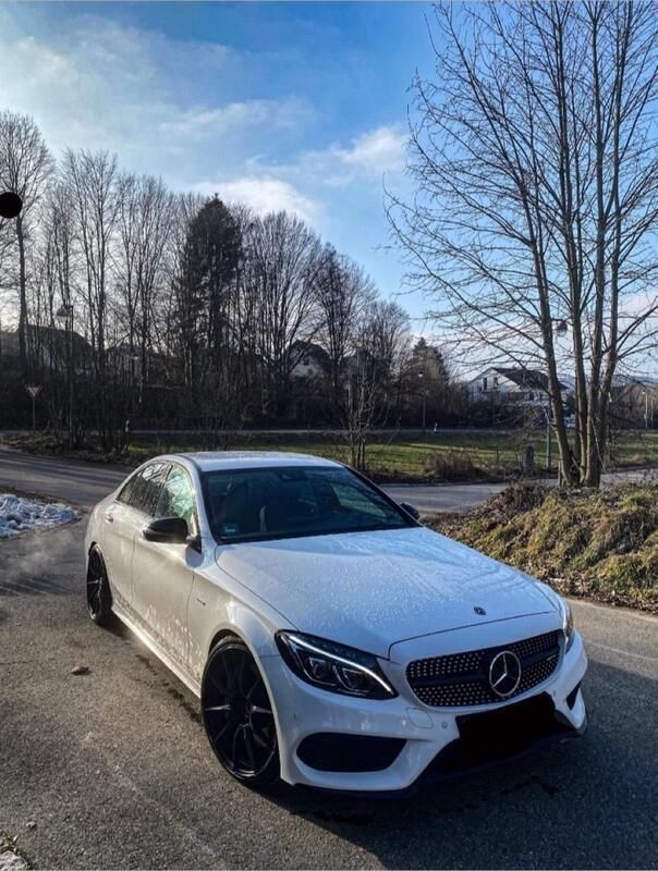 Weiß Gebraucht 2015 Mercedes C450 AMG AMG Limousine | 29.999 € (Fairer Preis) - Bild 1/4