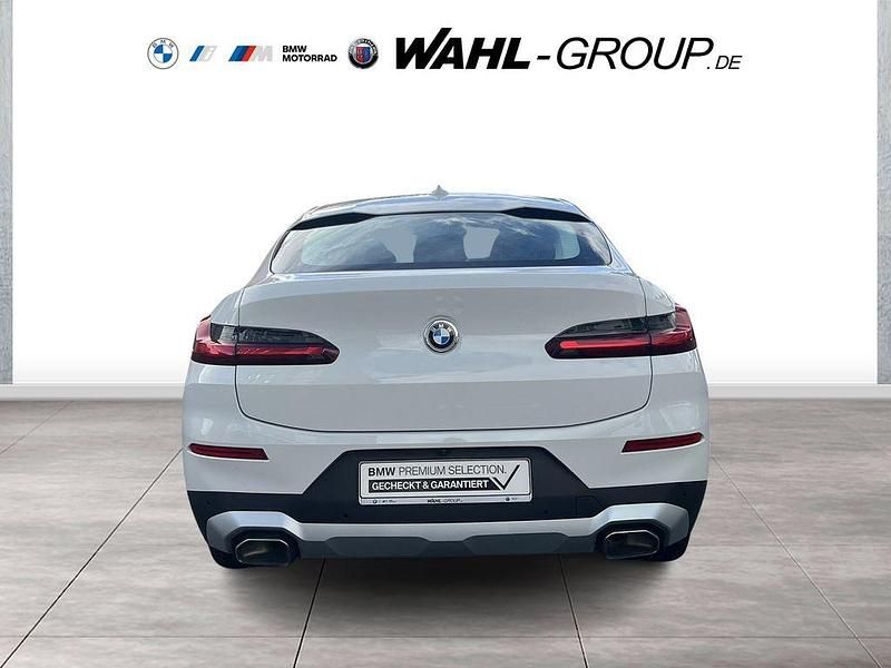 Gebraucht BMW X4 Sport Line 286 PS (210 kW) 2022 Weiß SUV