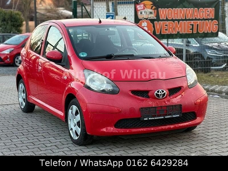 Gebraucht Toyota Aygo Cool 68 PS (50 kW) 2008 Rot Kleinwagen