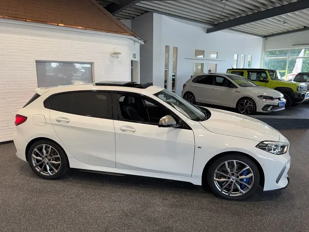 Gebraucht BMW M135 Performance 306 PS (225 kW) 2024 Weiß Kleinwagen