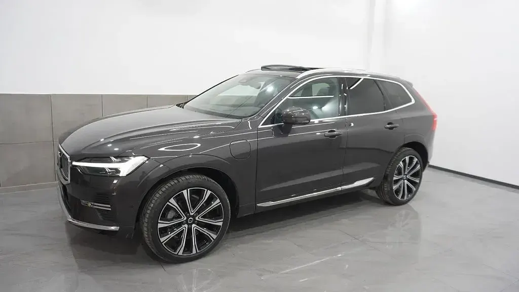 Gebraucht Volvo XC60 Plus 455 PS (334 kW) 2025 Grau SUV