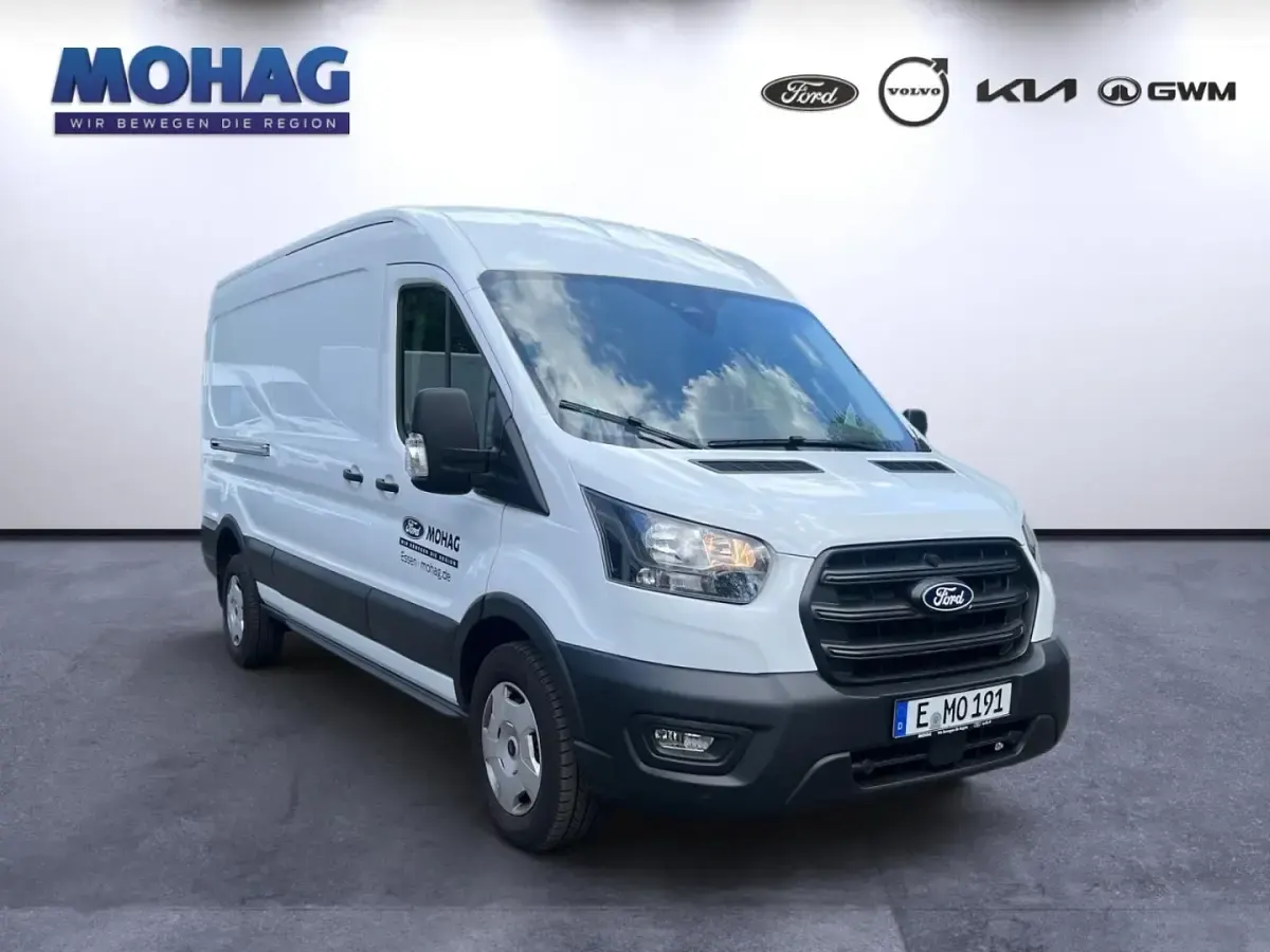 Gebraucht Ford Transit Trend 131 PS (96 kW) 2025 Weiss Pickup