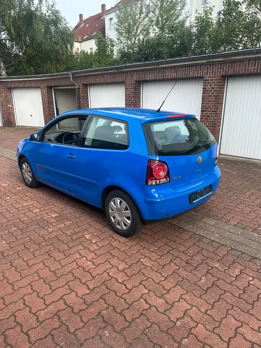 Gebraucht VW Polo Trendline 60 PS (44 kW) 2009 Blau Kleinwagen