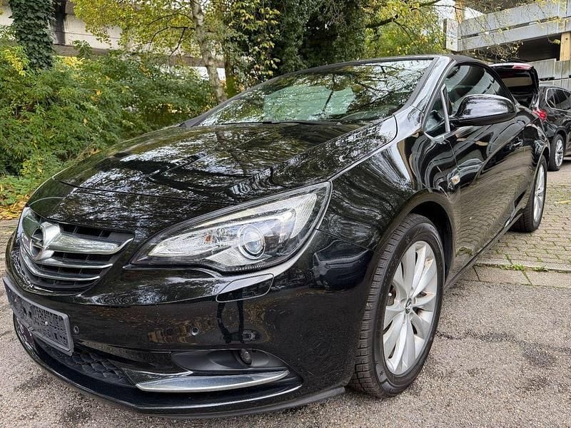Schwarz Gebraucht 2017 Opel Cascada Active Cabrio | 7.200 € (Superpreis) - Bild 1/4