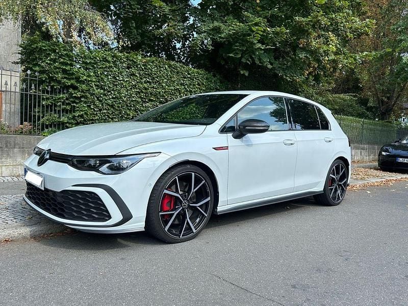 Weiß Gebraucht 2021 VW Golf VIII GTI Limousine | 25.900 € (Guter Preis) - Bild 1/4