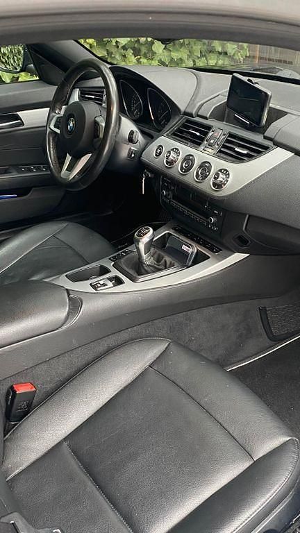 Gebraucht BMW Z4 Sport Line 156 PS (114 kW) 2016 Schwarz Cabrio