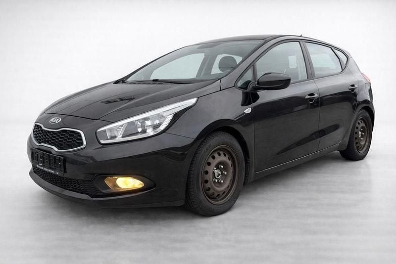 Gebraucht Kia Ceed Attract 99 PS (72 kW) 2014 Schwarz Kleinwagen