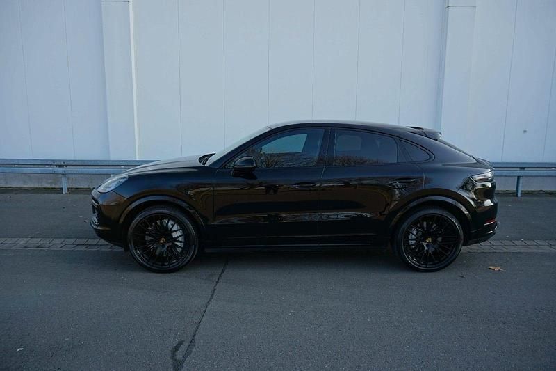 Gebraucht Porsche Cayenne Turbo Coupe 549 PS (403 kW) 2019 Schwarz Coupé