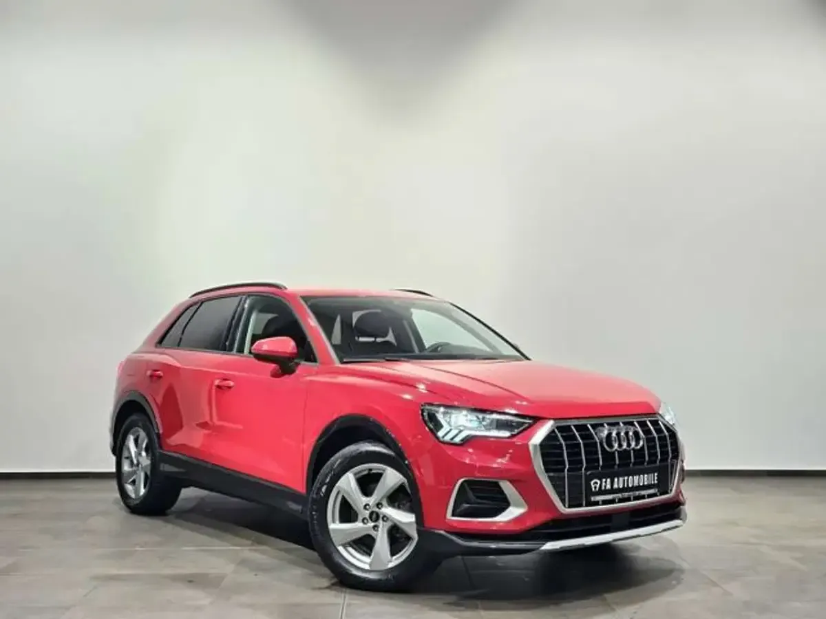 Gebraucht Audi Q3 Sport 150 PS (110 kW) 2024 Progressivrot metallic (metallic) SUV