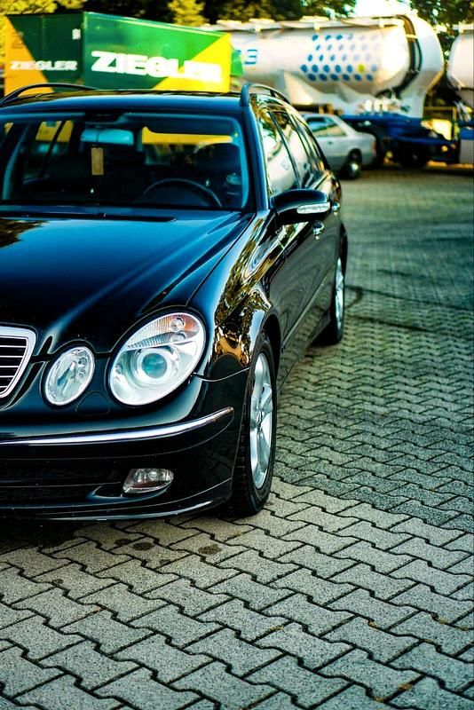 Gebraucht Mercedes E320 205 PS (150 kW) 2004 Schwarz Kombi