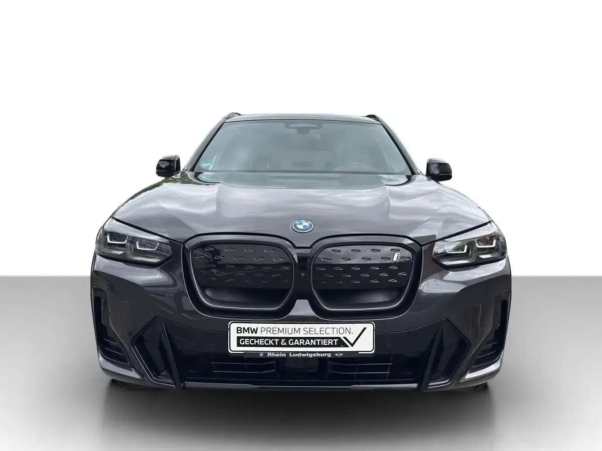 Gebraucht BMW iX3 Sport Line 210 kW (286 PS) 2024 Grau SUV