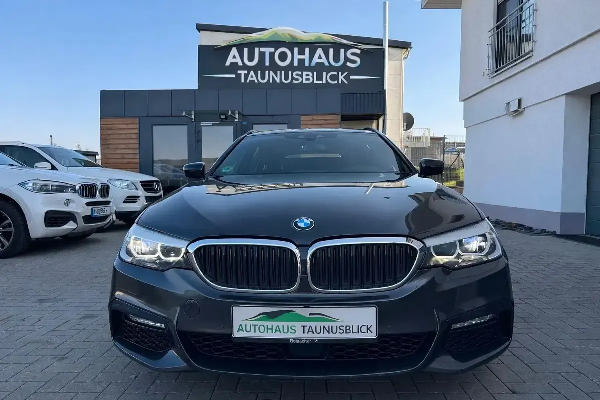 Gebraucht BMW 525 M Sport 231 PS (169 kW) 2018 Grau Kombi