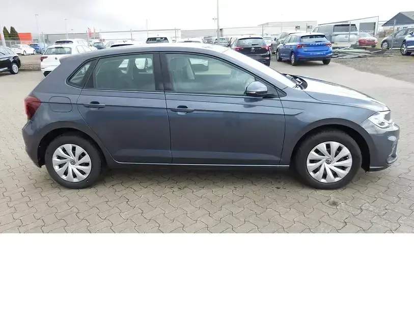 Gebraucht VW Polo Life 80 PS (58 kW) 2025 Rauchgraumetallicgrau Kleinwagen