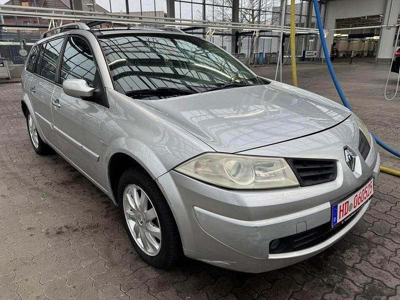 Gebraucht Renault Mégane II Authentique 135 PS (99 kW) 2007 Silber Limousine