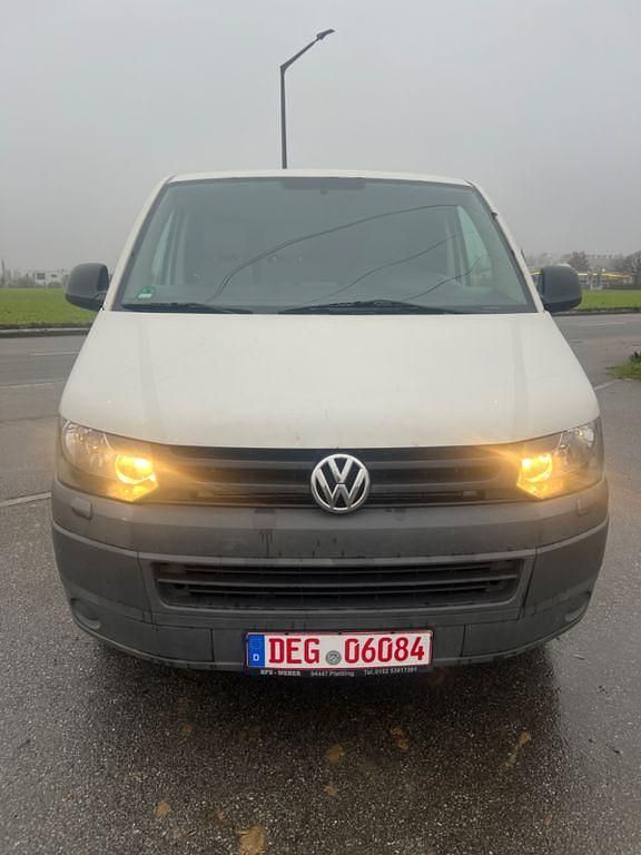 Weiß Gebraucht 2011 VW Transporter Van | 5.200 € - Bild 1/4