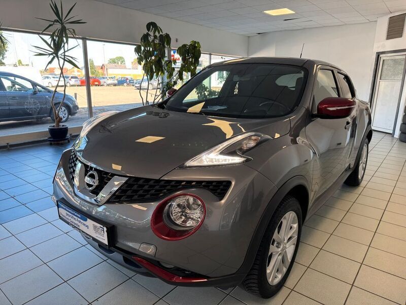 Grau Gebraucht 2014 Nissan Juke Acenta SUV | 9.980 € (Etwas zu teuer) - Bild 1/4