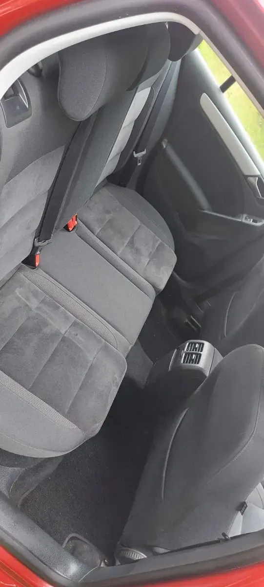 Gebraucht VW Golf VI Highline 122 PS (89 kW) 2011 Rot Kleinwagen