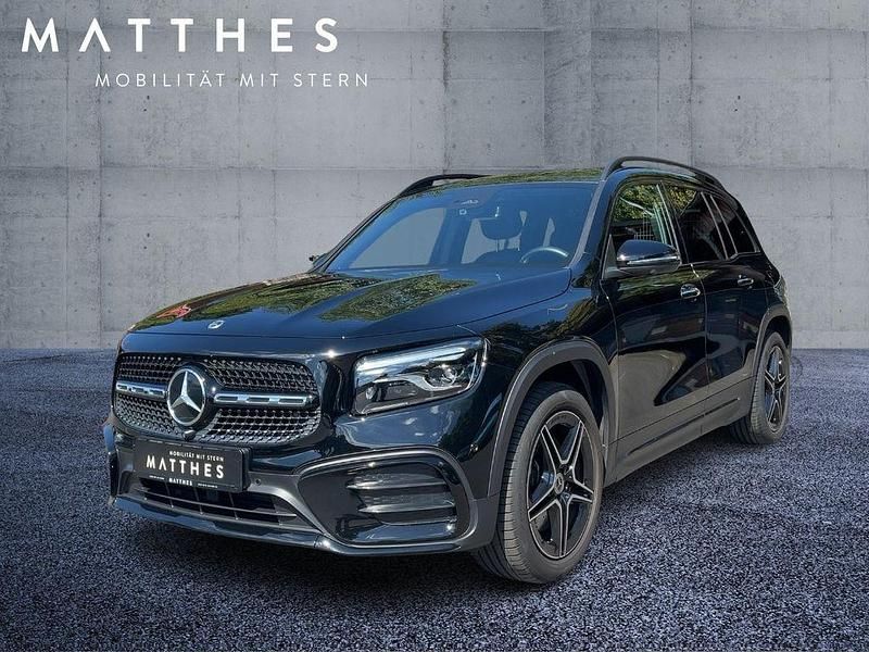 Schwarz Gebraucht 2025 Mercedes GLB220 AMG SUV | 53.791 € (Teuer) - Bild 1/4