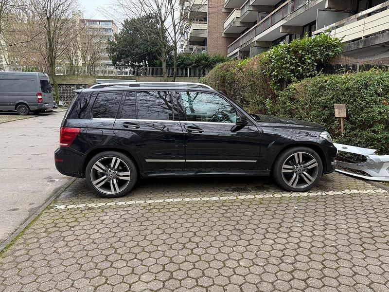 Gebraucht Mercedes GLK220 170 PS (125 kW) 2012 Schwarz SUV