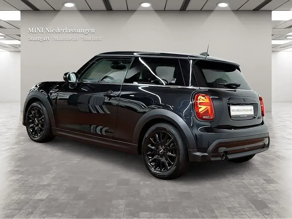 Gebraucht Mini Cooper 136 PS (100 kW) 2023 Schwarz Kleinwagen