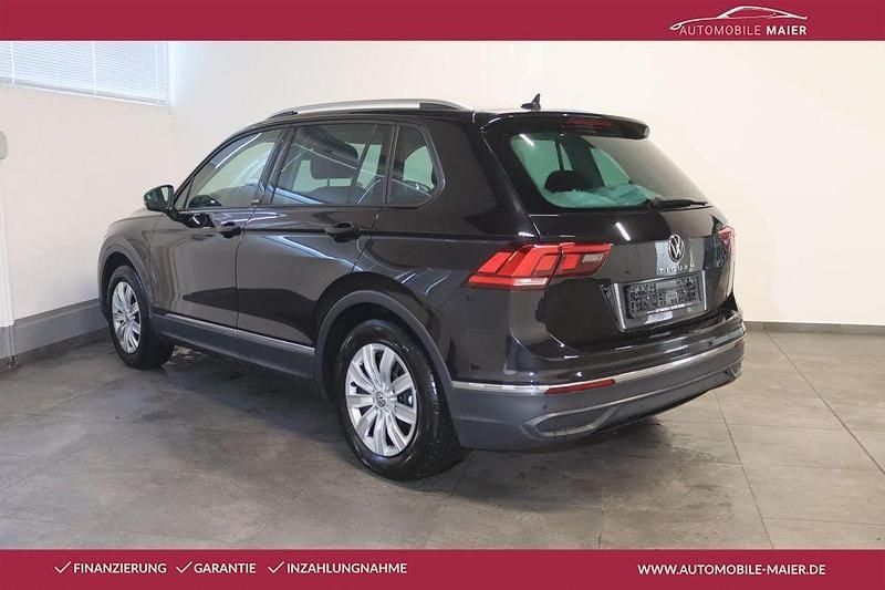 Gebraucht VW Tiguan United 150 PS (110 kW) 2020 Schwarz SUV