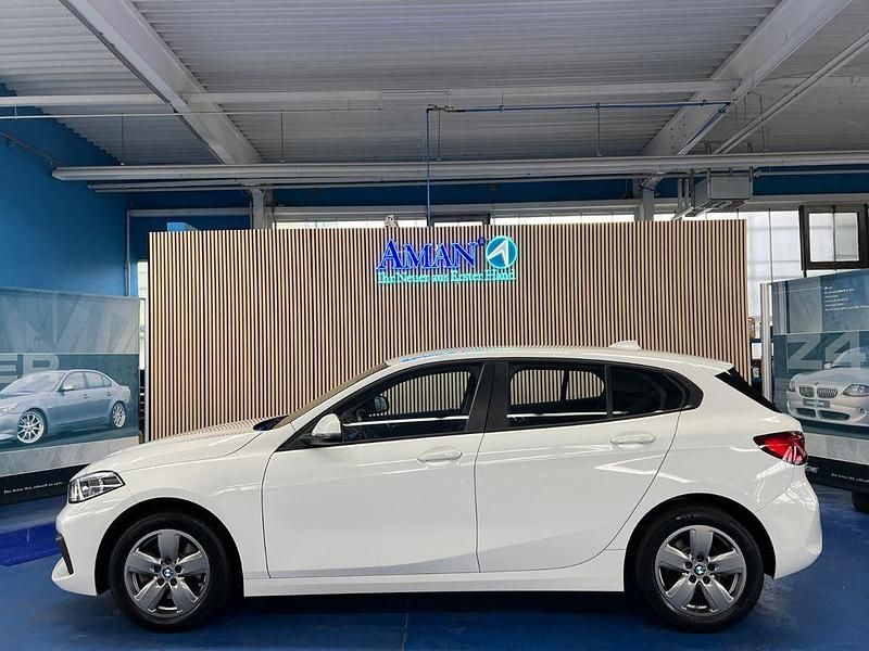Gebraucht BMW 116 Advantage 116 PS (85 kW) 2022 Weiß Kleinwagen