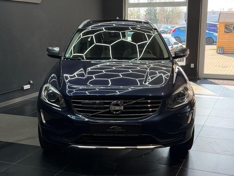 Gebraucht Volvo XC60 Summum 215 PS (158 kW) 2014 Blau SUV