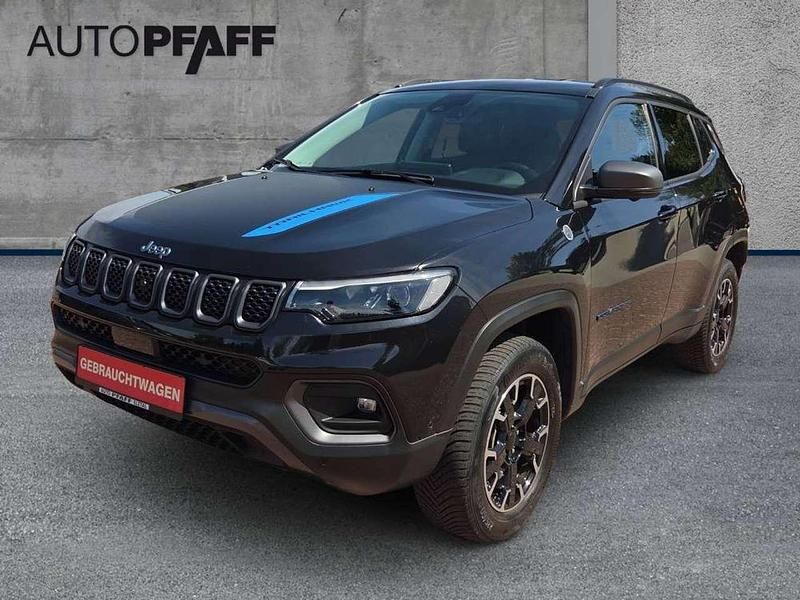 Schwarz Gebraucht 2021 Jeep Compass Trailhawk SUV | 24.990 € (Fairer Preis) - Bild 1/4