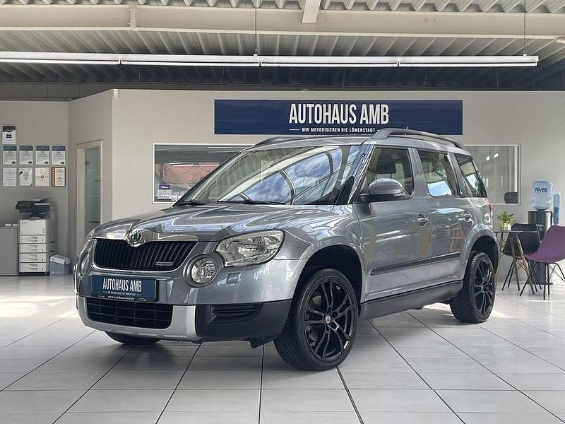 Grau Gebraucht 2013 Skoda Yeti GreenLine SUV | 8.950 € (Guter Preis) - Bild 1/4