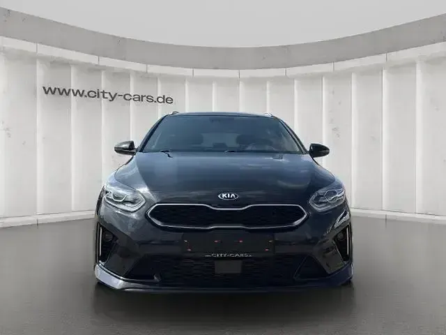 Gebraucht Kia Ceed Sportswagon GT-Line 140 PS (102 kW) 2020 Schwarz Kombi