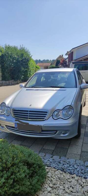 Silber Gebraucht 2007 Mercedes C180 Classic Limousine | 3.200 € (Superpreis) - Bild 1/4
