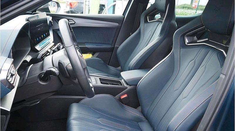 Gebraucht Cupra Leon 150 PS (110 kW) 2024 Weiß Limousine