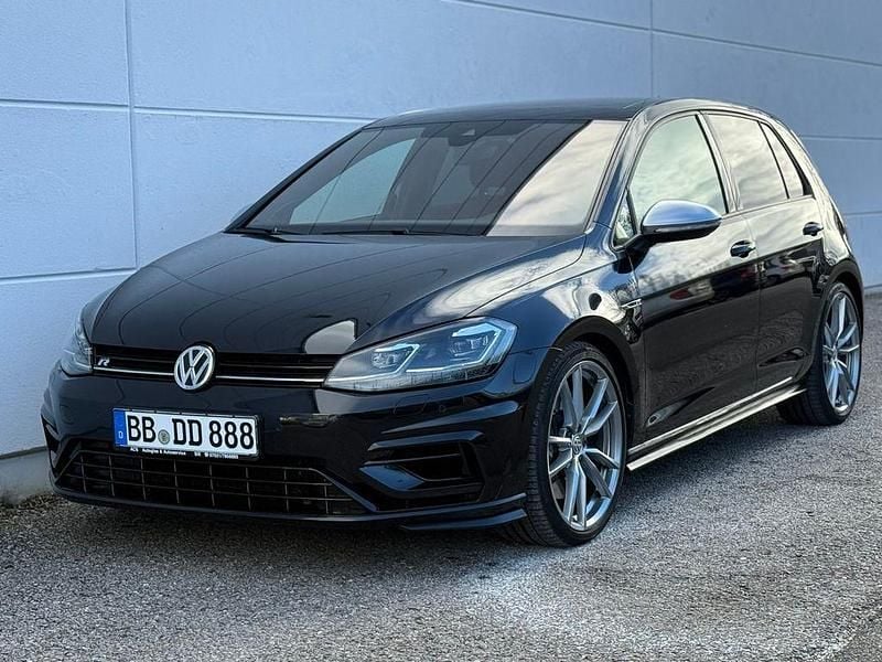 Schwarz Gebraucht 2017 VW Golf VII R Limousine | 29.600 € (Teuer) - Bild 1/4